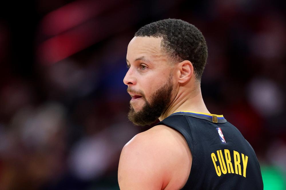 季中因为简 季中因为简